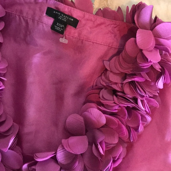 XSP Ann Taylor silk fuchsia blouse sleeveless - Picture 4 of 8